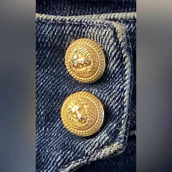 Balmain PARIS, Women’s jean pant size 42, US Women’s size 10, 11, no tears.